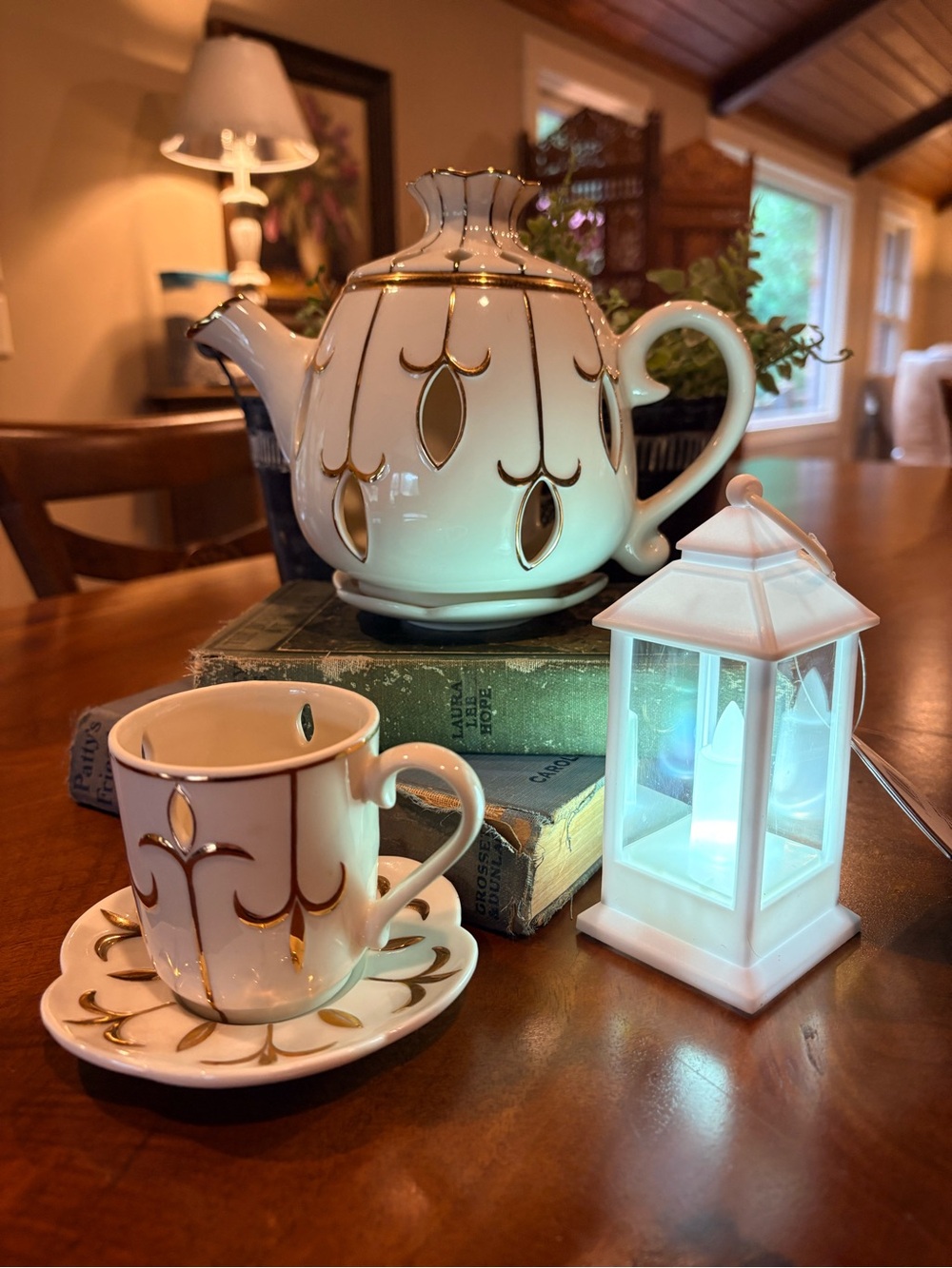 PartyLite White and Gold Porcelain Teapot & Teacup Set w/ lantern, price is firm